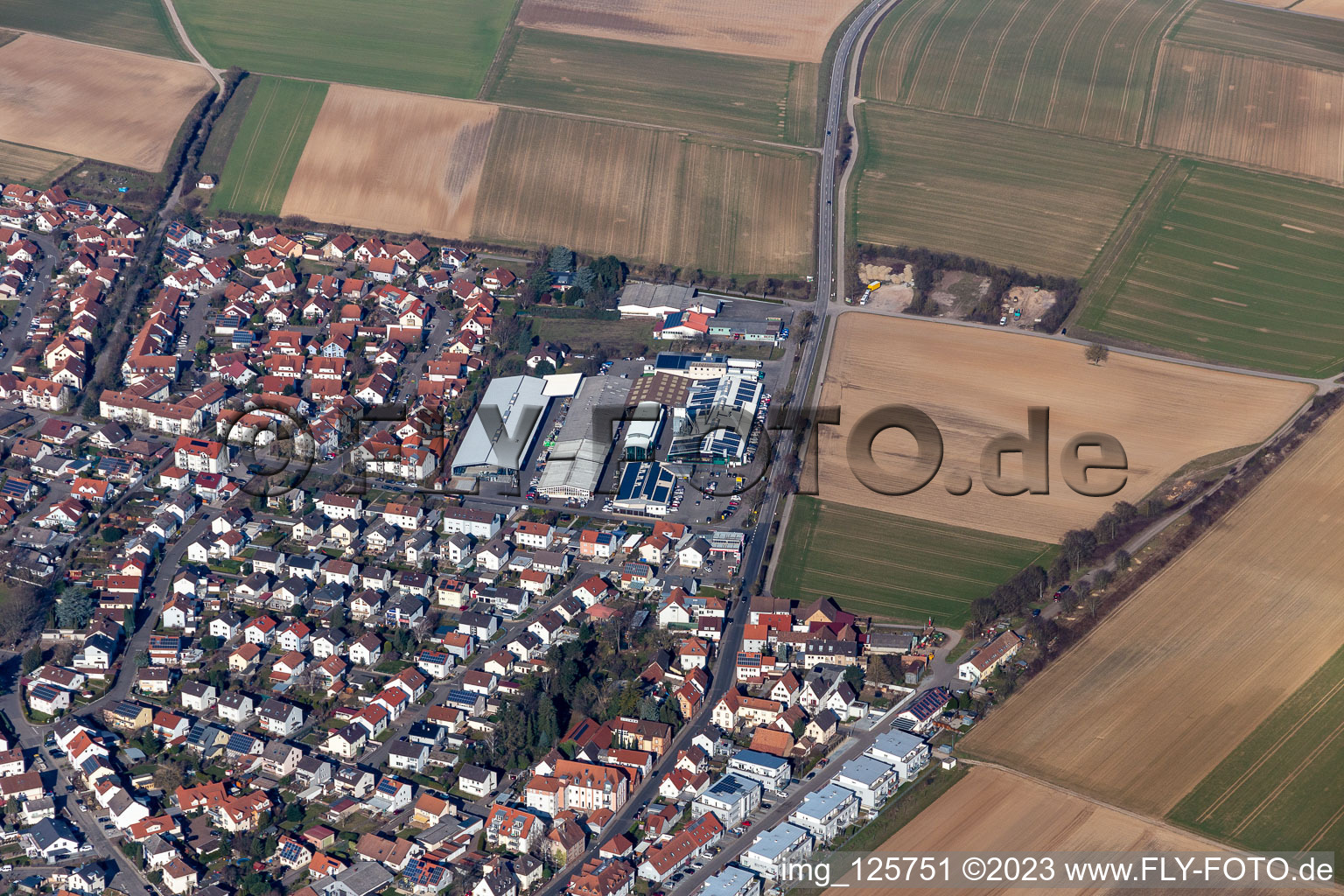 Vue aérienne de Spoon Windows + Façades GmbH à le quartier Herxheim in Herxheim bei Landau dans le département Rhénanie-Palatinat, Allemagne