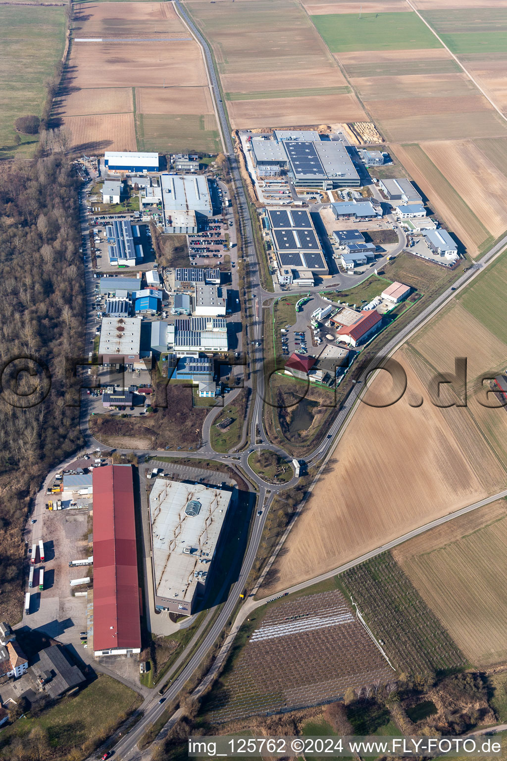 Vue aérienne de Parc industriel Ouest II (Palatinat) à le quartier Herxheim in Herxheim bei Landau dans le département Rhénanie-Palatinat, Allemagne