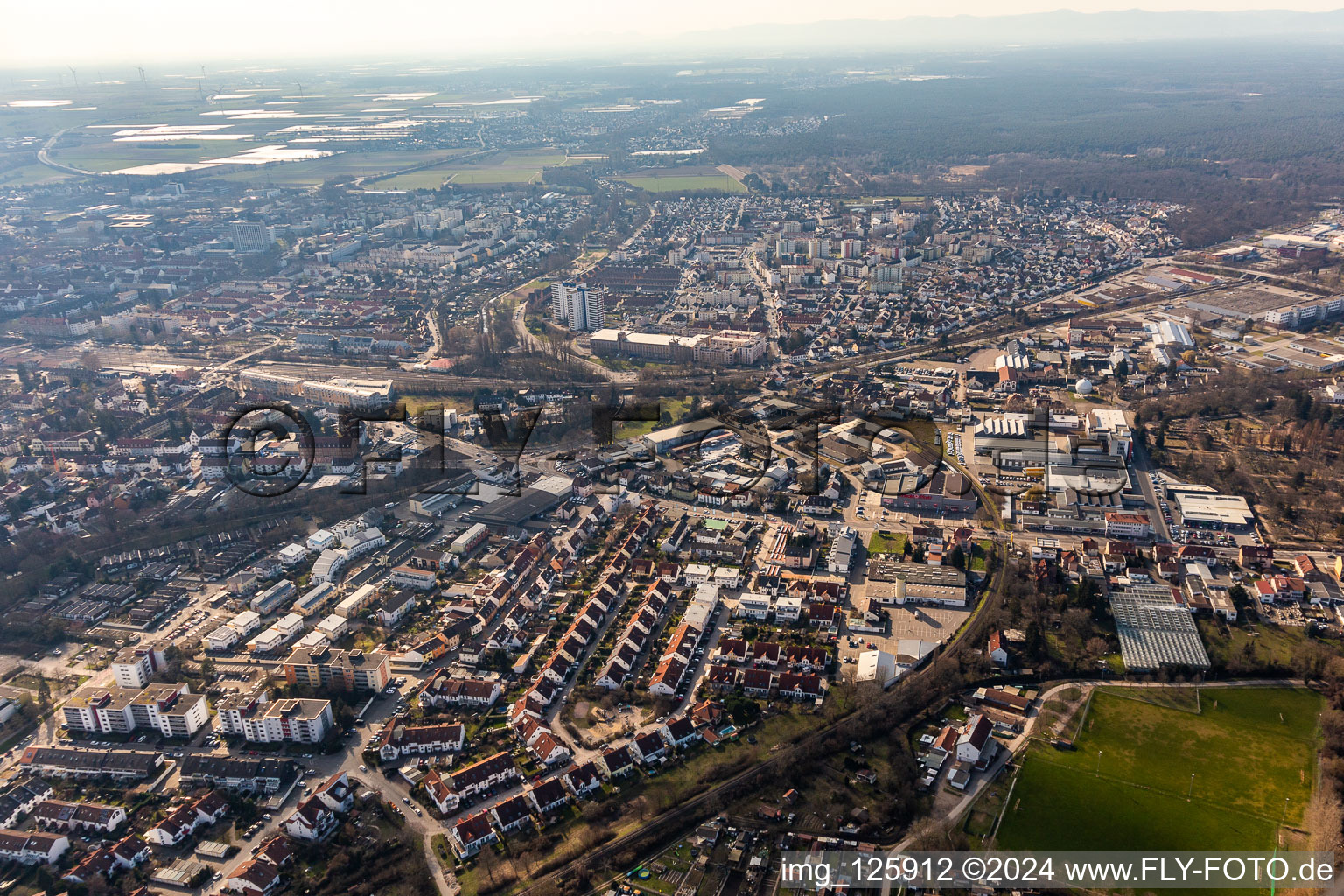 Photographie aérienne de Ouest à le quartier Burgfeld in Speyer dans le département Rhénanie-Palatinat, Allemagne