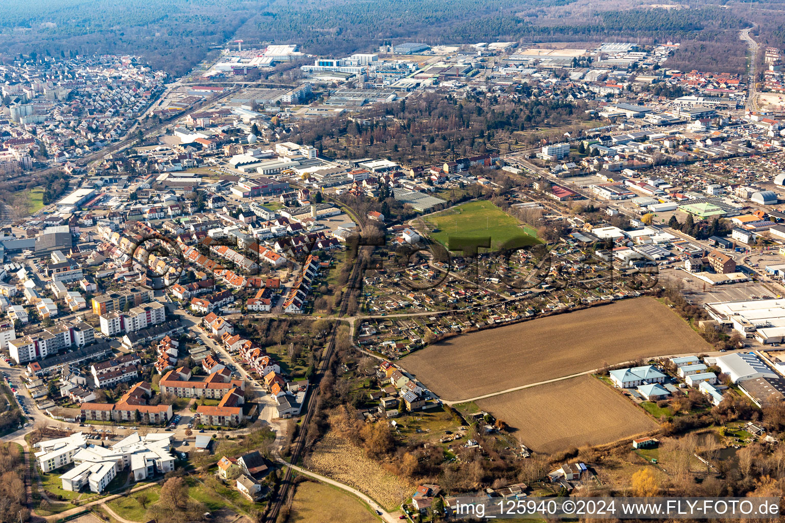 Vue aérienne de Ouest à le quartier Ludwigshof in Speyer dans le département Rhénanie-Palatinat, Allemagne