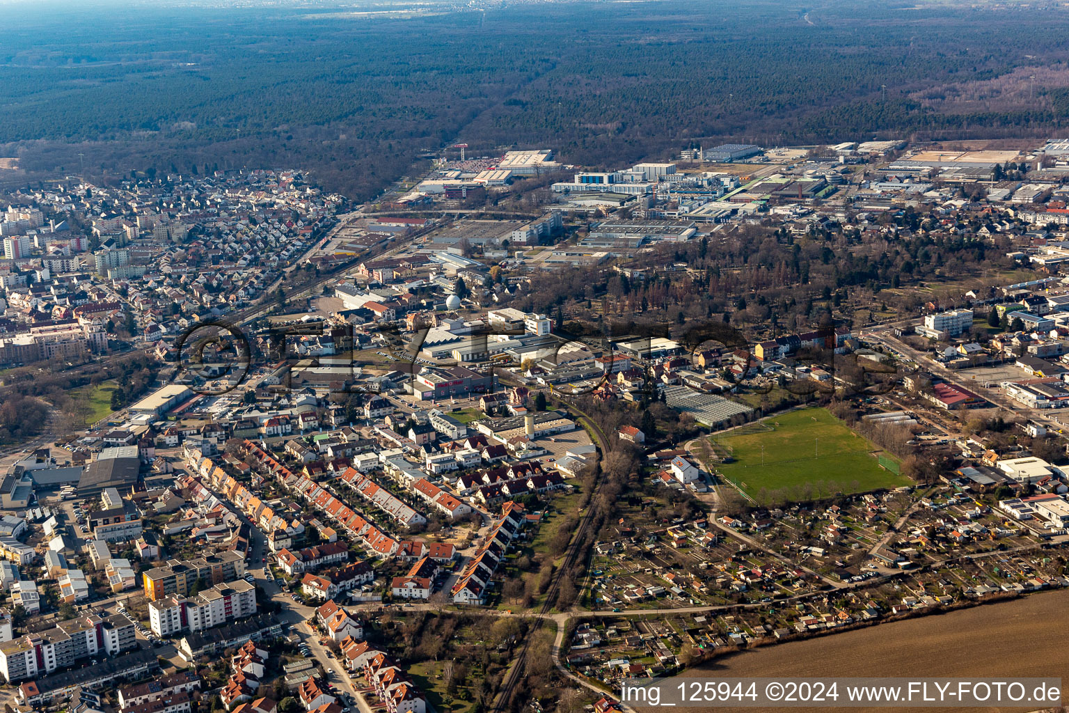 Vue aérienne de Ouest à le quartier Ludwigshof in Speyer dans le département Rhénanie-Palatinat, Allemagne