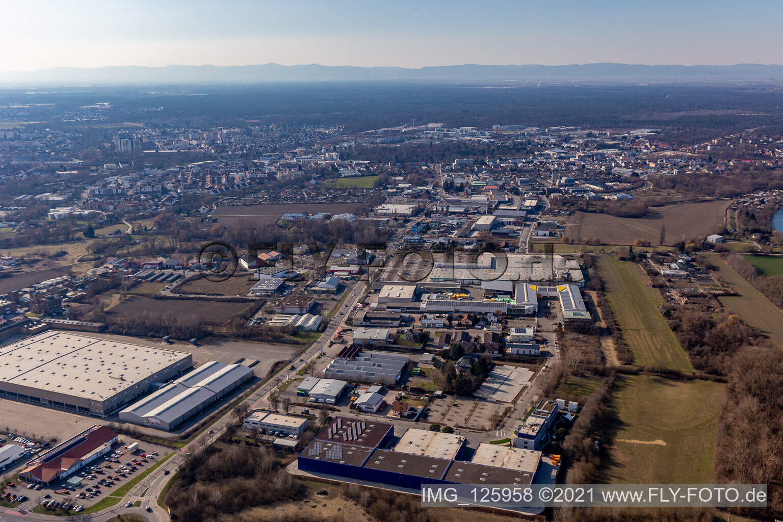 Vue aérienne de Zone industrielle de l'Auestrasse à Speyer dans le département Rhénanie-Palatinat, Allemagne