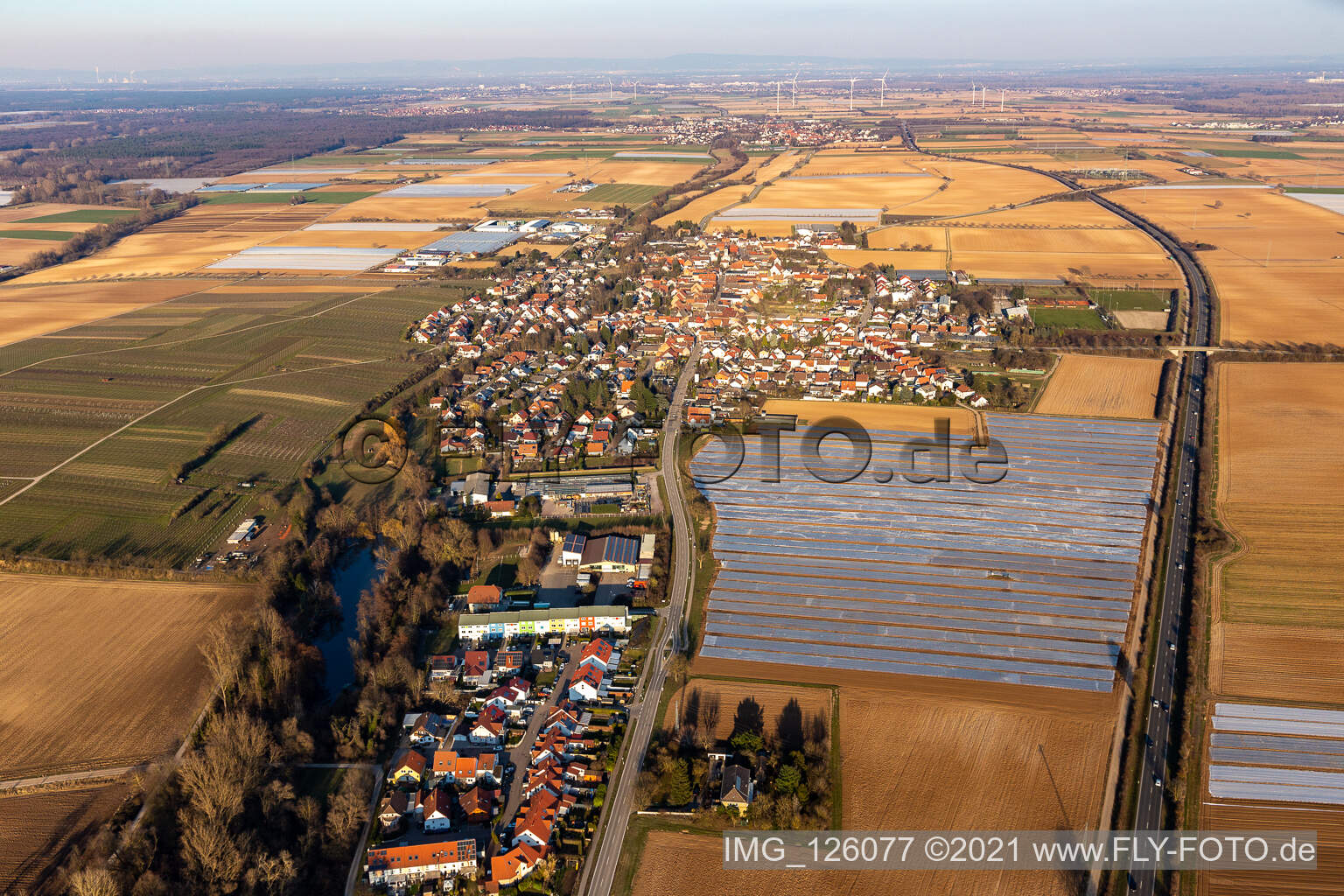 Vue aérienne de (Palatinat) à Weingarten dans le département Rhénanie-Palatinat, Allemagne