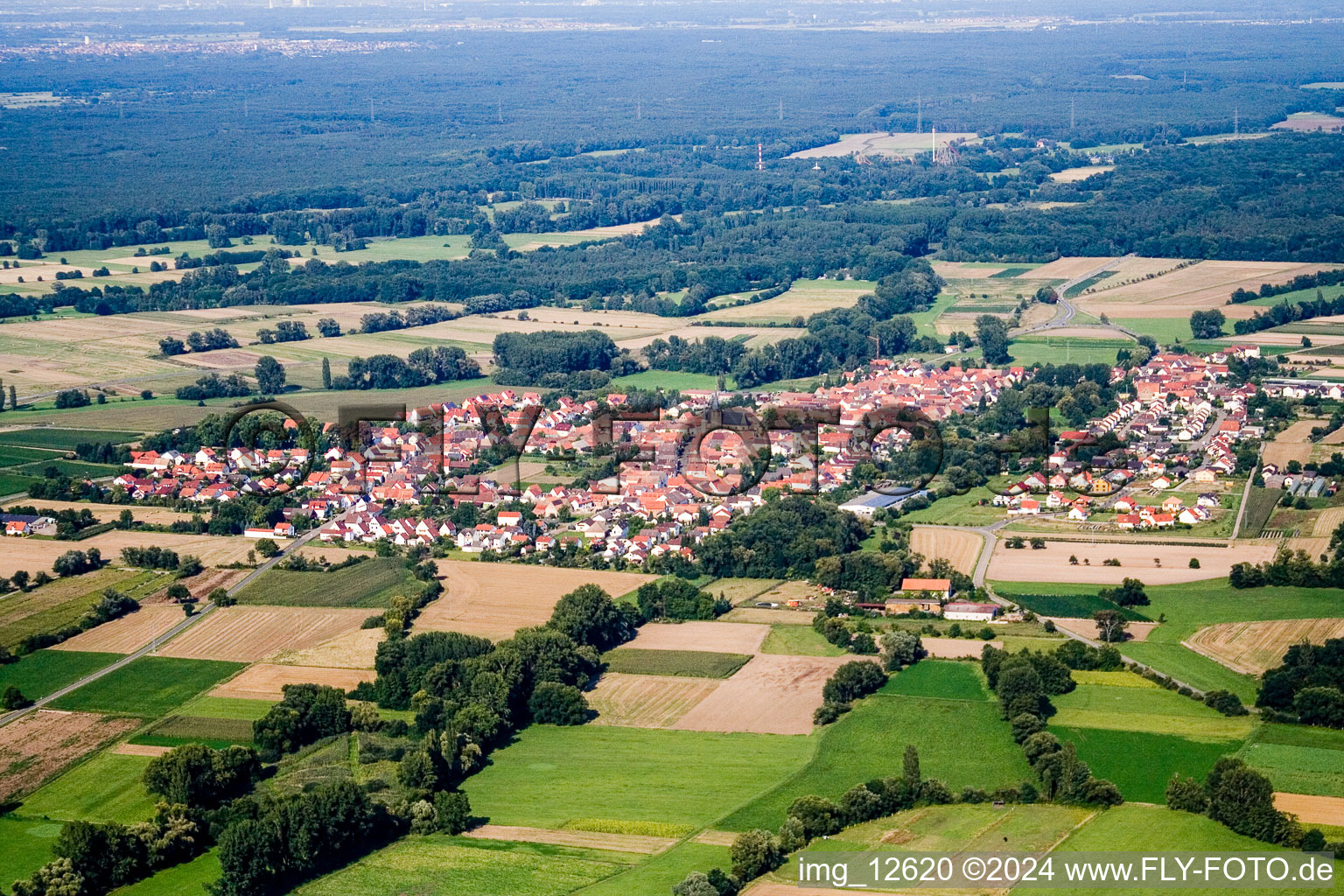 Enregistrement par drone de Altdorf dans le département Rhénanie-Palatinat, Allemagne