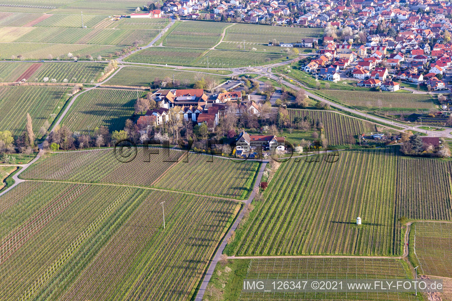 Vue aérienne de BG RCI à Kropsbach à Maikammer dans le département Rhénanie-Palatinat, Allemagne