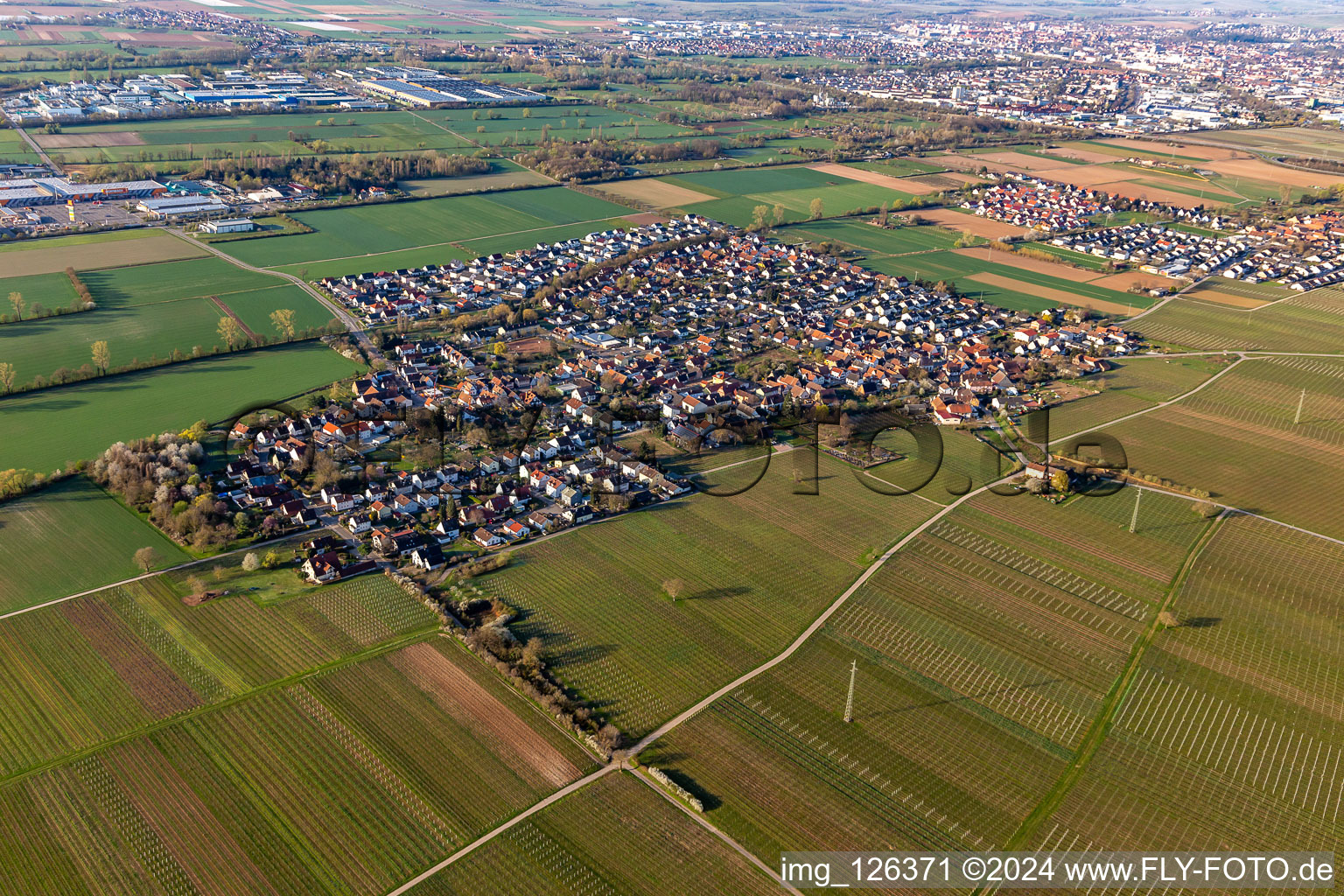 Vue aérienne de Du nord à Bornheim dans le département Rhénanie-Palatinat, Allemagne