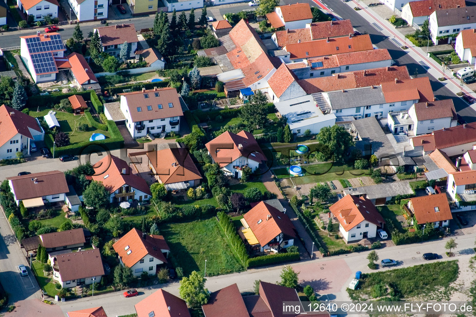 Vue d'oiseau de Haßloch dans le département Rhénanie-Palatinat, Allemagne