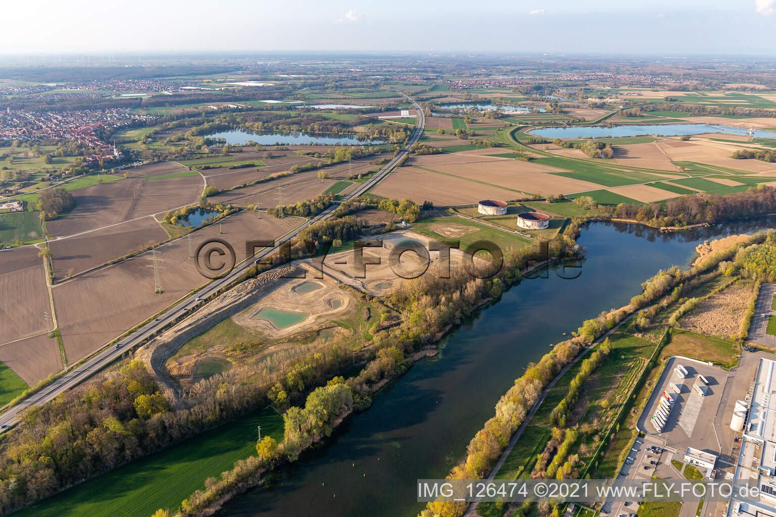 Photographie aérienne de Ancien parc de stockage renaturé à Jockgrim dans le département Rhénanie-Palatinat, Allemagne