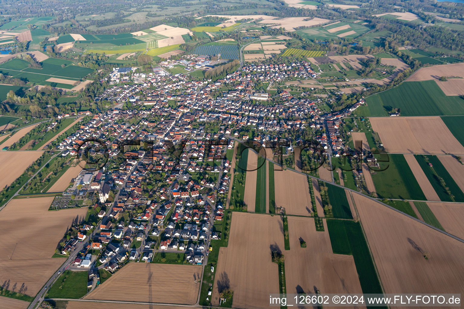 Vue aérienne de Vue du centre-ville de Kappel dans le quartier de Kappel Grafenhausen à le quartier Kappel am Rhein in Kappel-Grafenhausen dans le département Bade-Wurtemberg, Allemagne