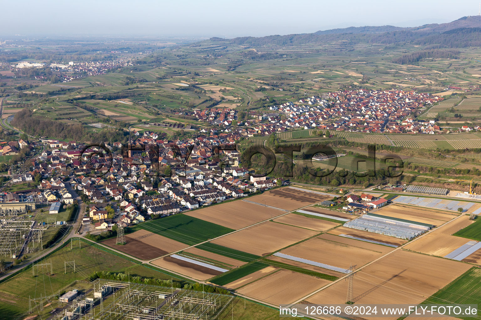 Vue aérienne de Eichstetten am Kaiserstuhl dans le département Bade-Wurtemberg, Allemagne