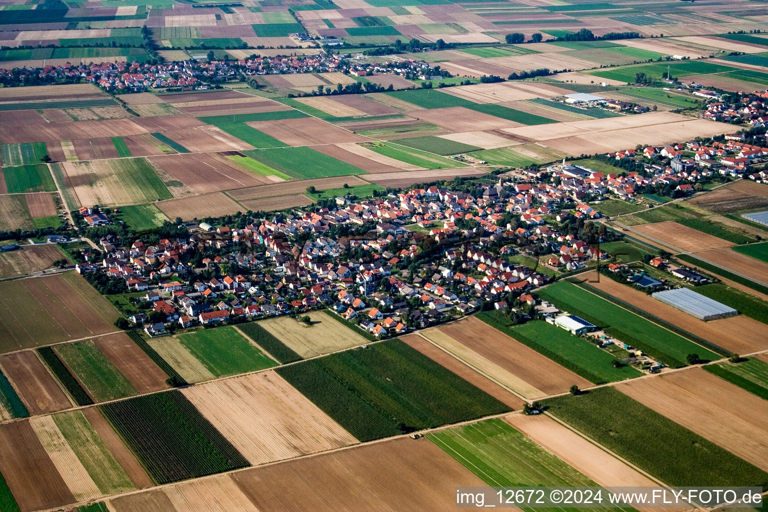 Quartier Hochdorf in Hochdorf-Assenheim dans le département Rhénanie-Palatinat, Allemagne d'en haut