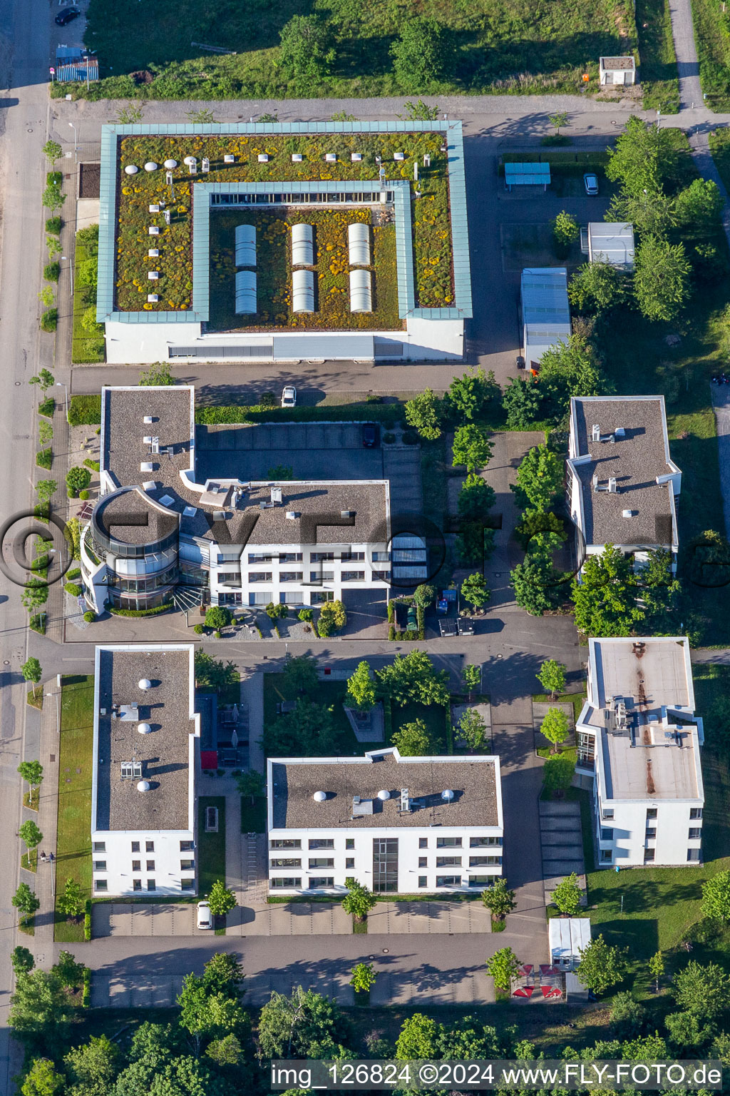 Vue aérienne de Parc technologique logiciel CAS sur CAS Weg à le quartier Rintheim in Karlsruhe dans le département Bade-Wurtemberg, Allemagne