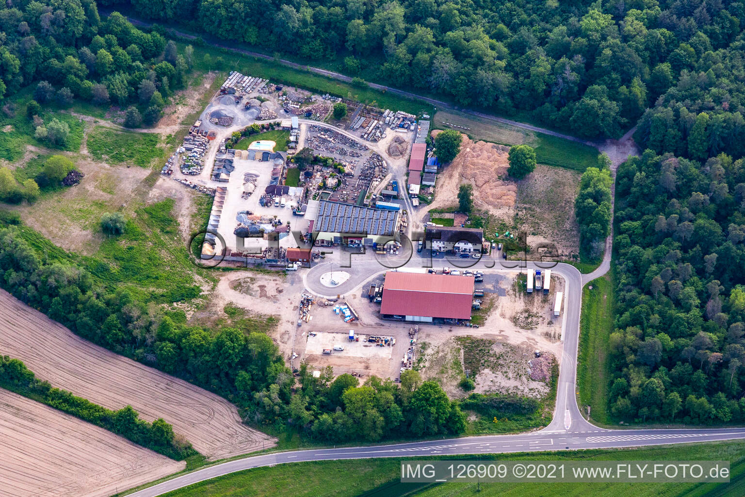 Vue aérienne de Aménagement paysager du Palatin à Hagenbach dans le département Rhénanie-Palatinat, Allemagne