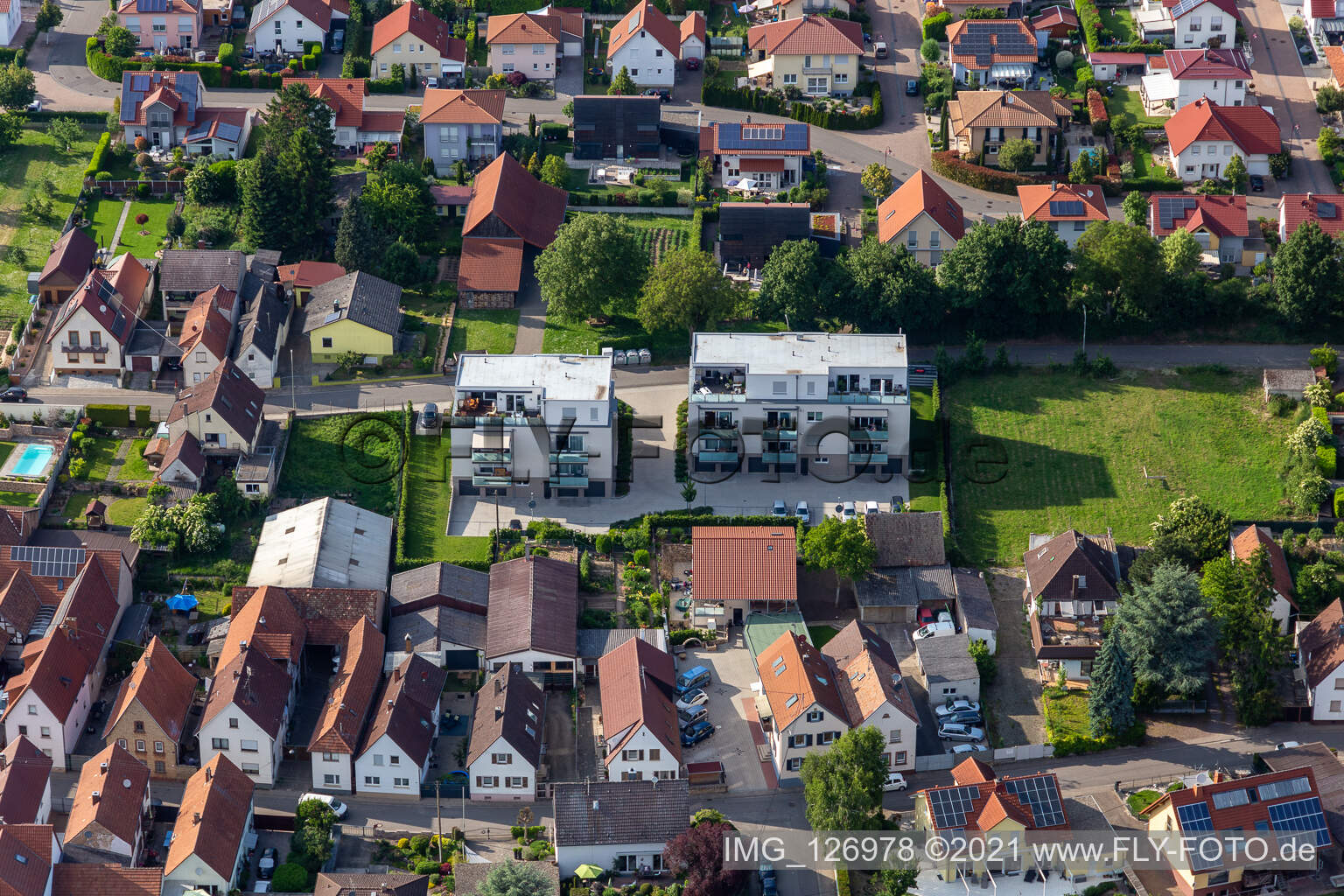 Vue aérienne de Gartenstr à Essingen dans le département Rhénanie-Palatinat, Allemagne