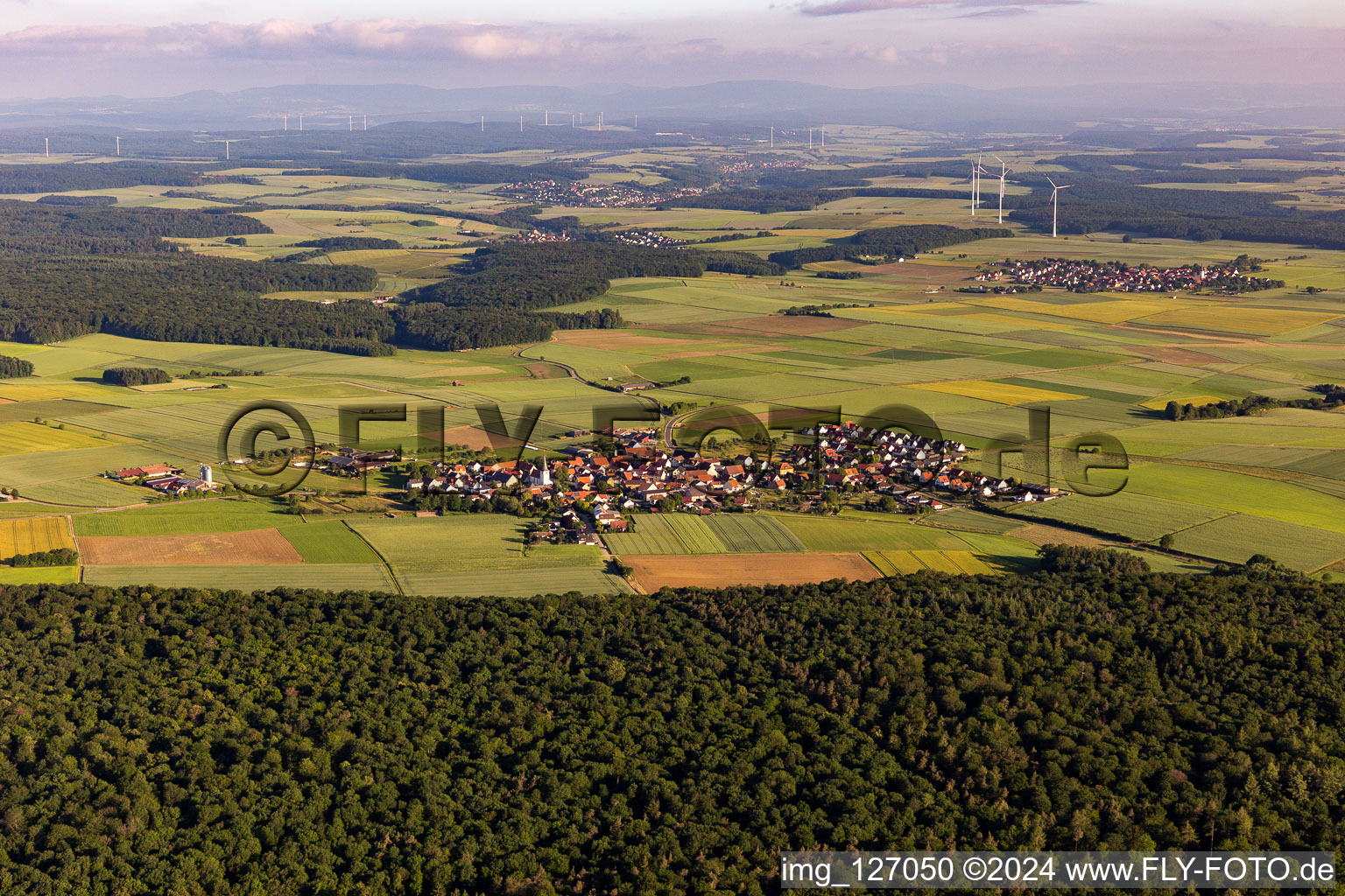 Photographie aérienne de Quartier Ebertshausen in Üchtelhausen dans le département Bavière, Allemagne