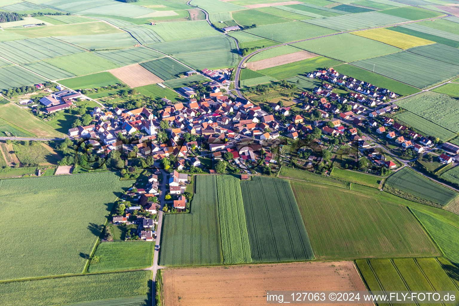 Quartier Ebertshausen in Üchtelhausen dans le département Bavière, Allemagne d'en haut