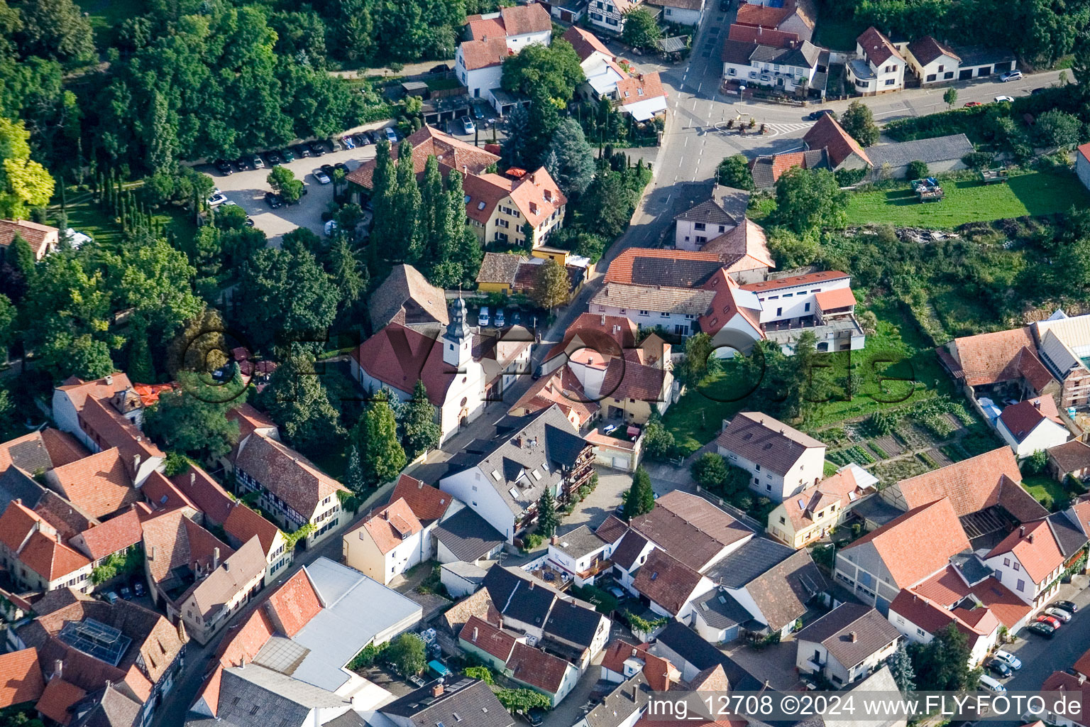 Enregistrement par drone de Großkarlbach dans le département Rhénanie-Palatinat, Allemagne