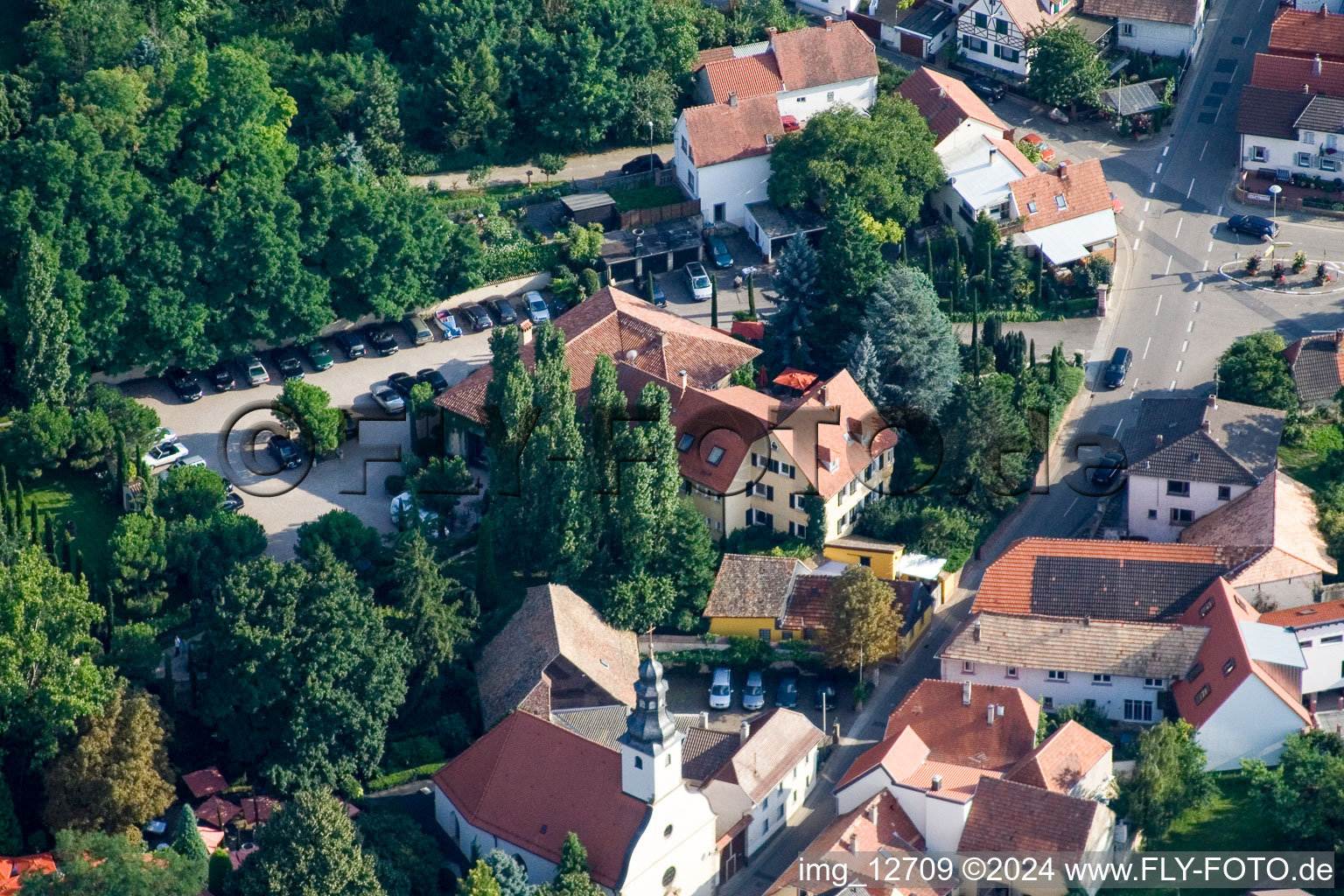 Vue aérienne de Restaurant Gebr. à Großkarlbach dans le département Rhénanie-Palatinat, Allemagne