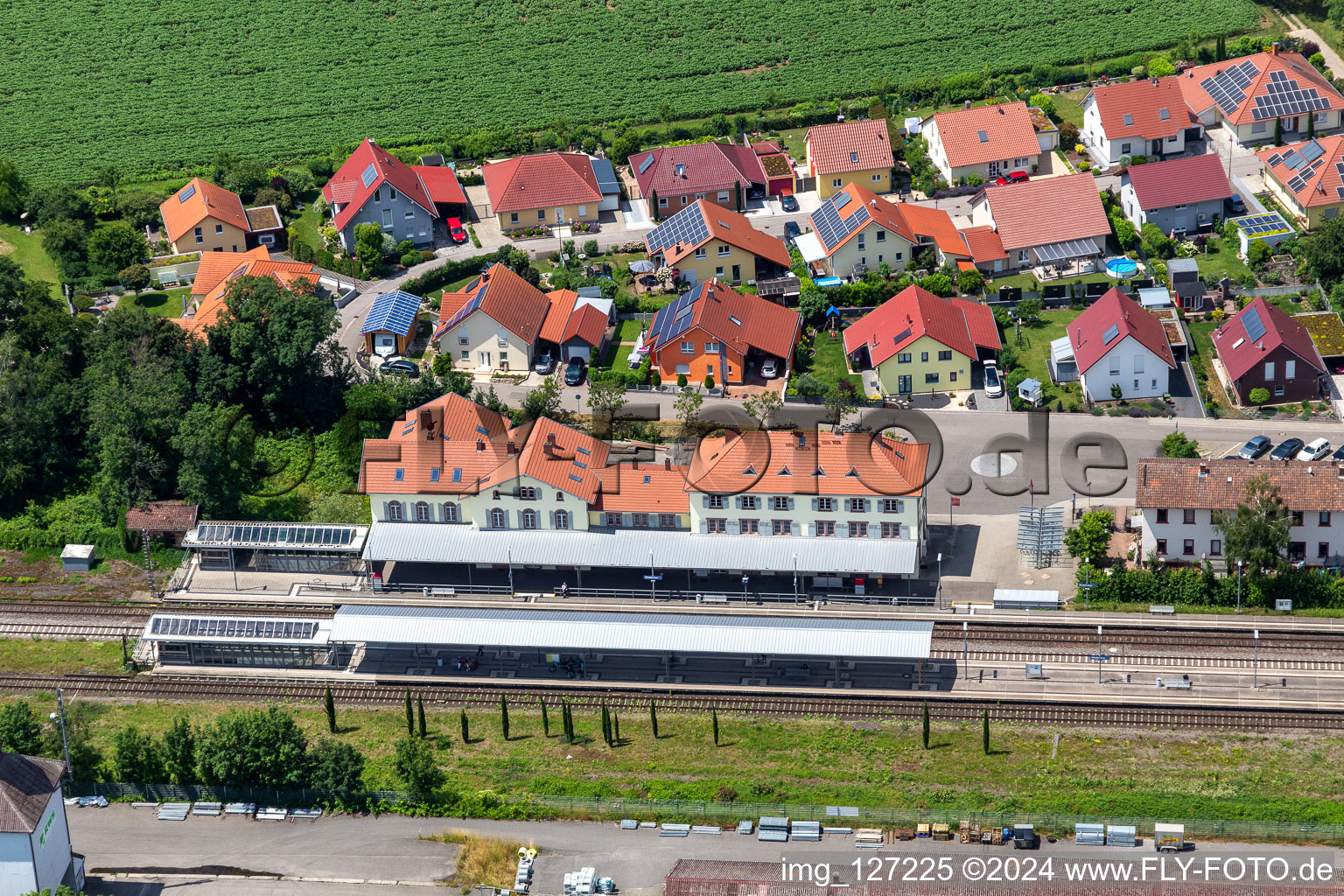 Gare à Winden dans le département Rhénanie-Palatinat, Allemagne d'en haut