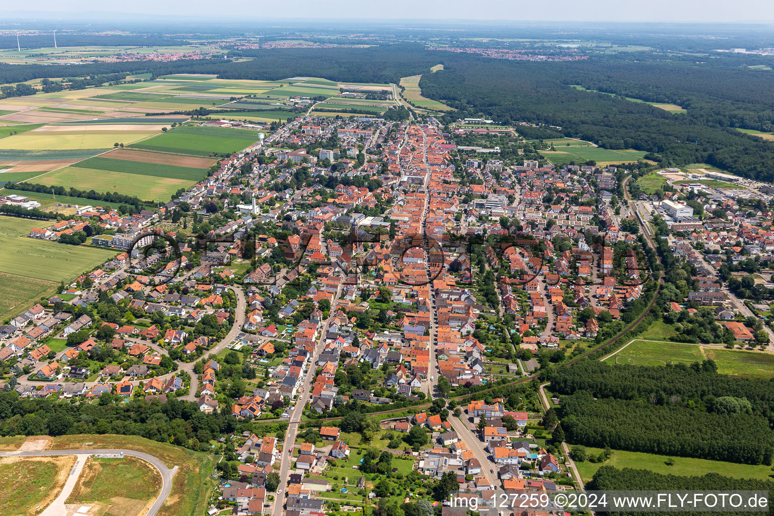 Kandel dans le département Rhénanie-Palatinat, Allemagne vue d'en haut