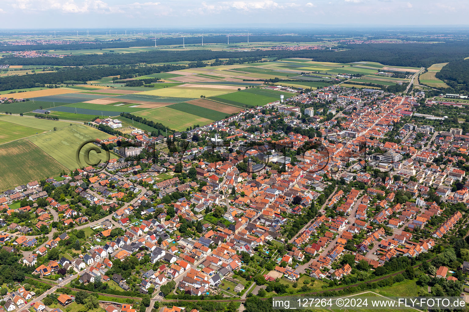 Kandel dans le département Rhénanie-Palatinat, Allemagne vue du ciel