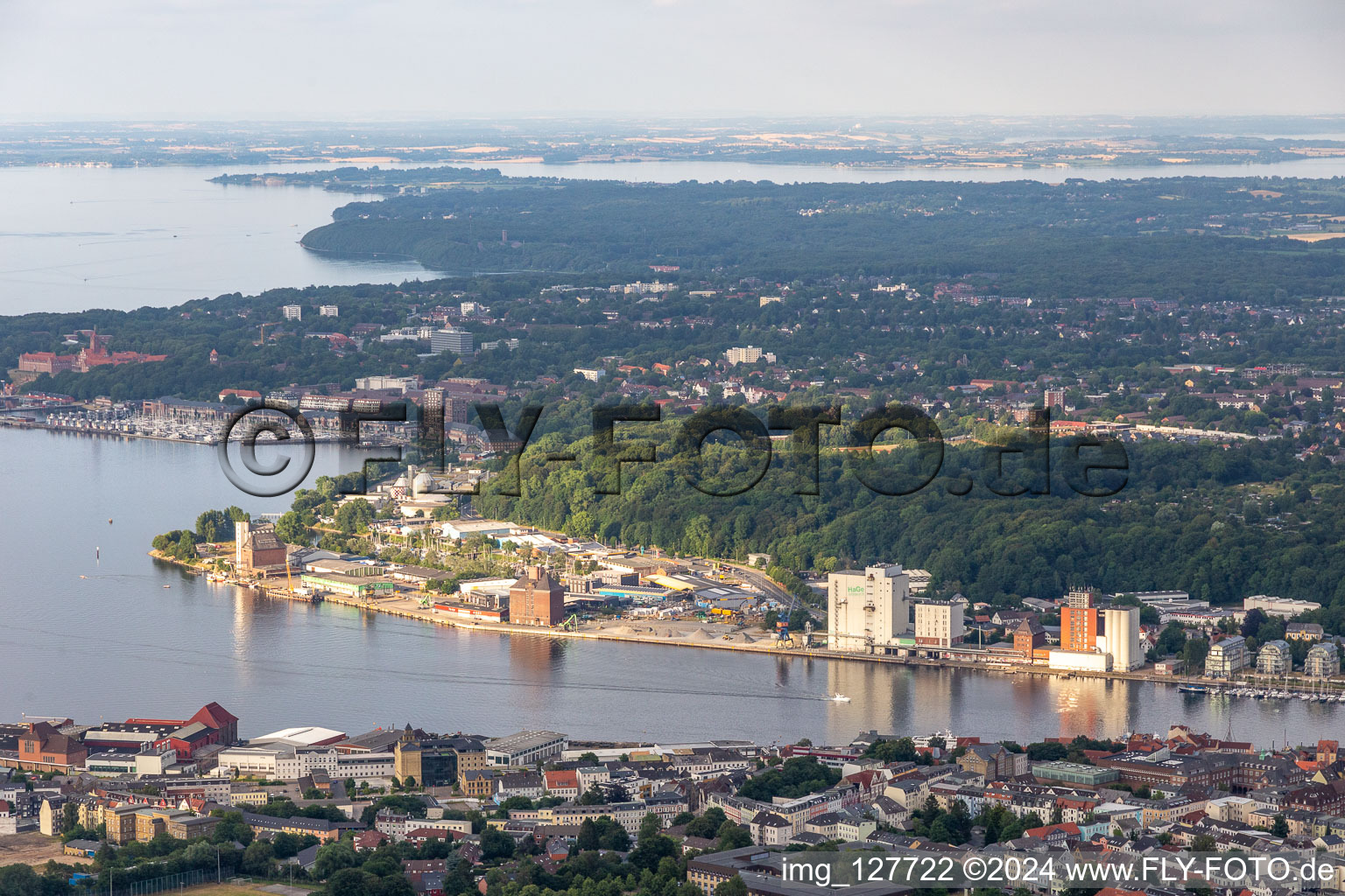 Vue aérienne de Port de Flensbourg, Harniskai à le quartier Kielseng in Flensburg dans le département Schleswig-Holstein, Allemagne