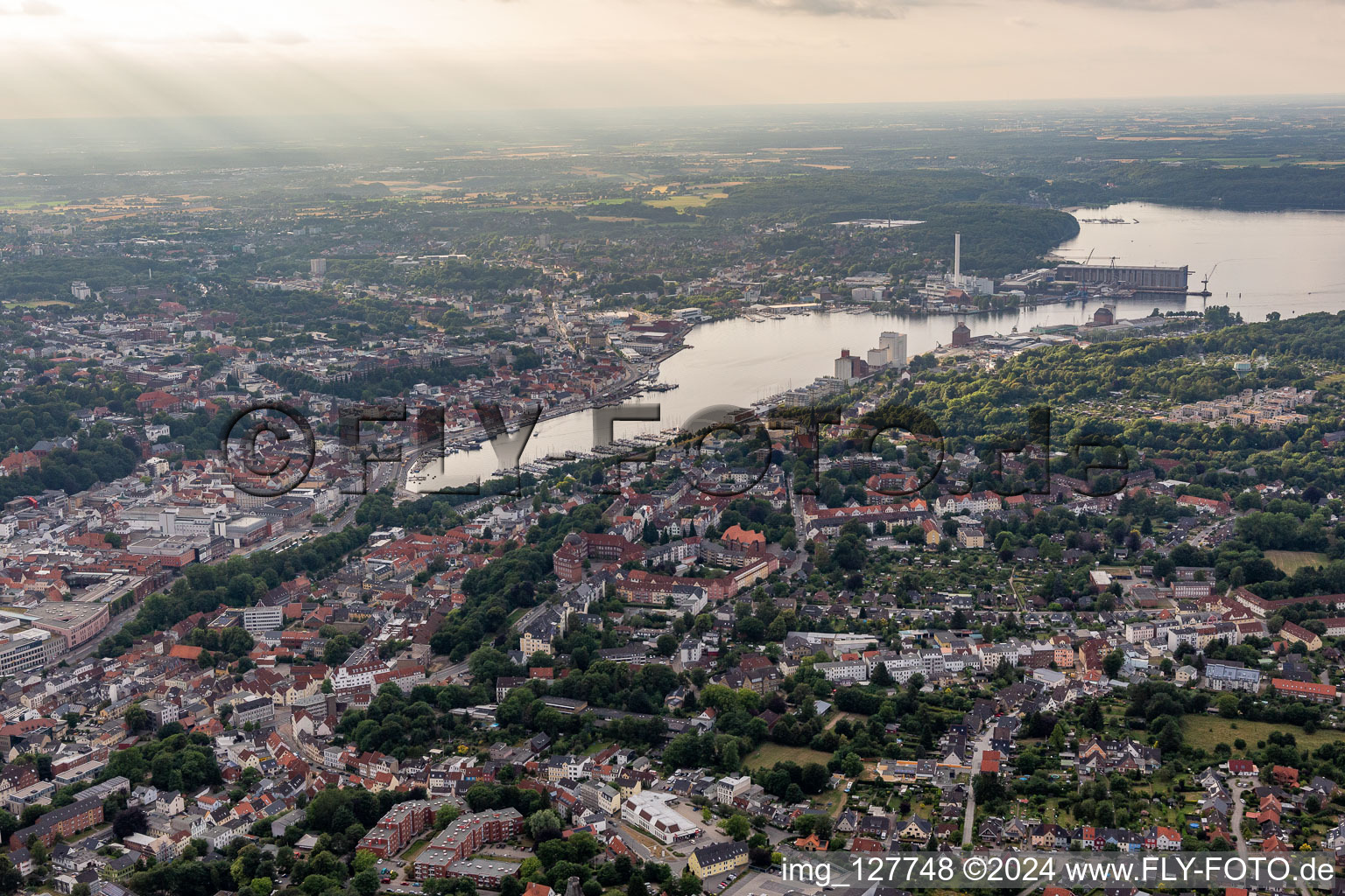 Vue aérienne de Quartier Bredeberg in Flensburg dans le département Schleswig-Holstein, Allemagne