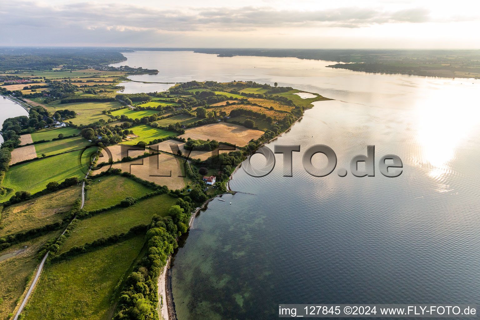 Vue aérienne de Sur la tombe du marin à le quartier Holnis in Glücksburg dans le département Schleswig-Holstein, Allemagne