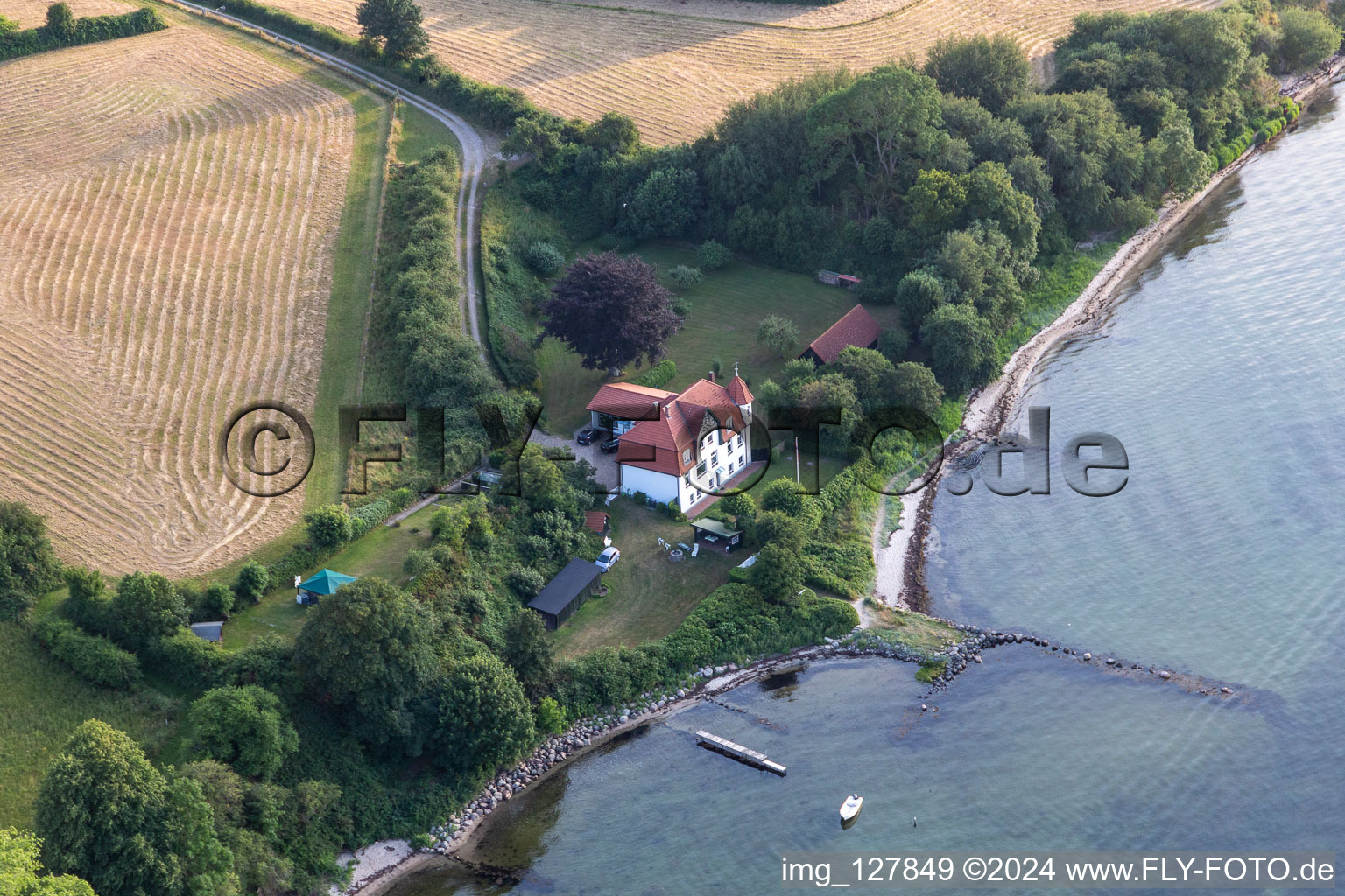 Photographie aérienne de Sur la tombe du marin à le quartier Holnis in Glücksburg dans le département Schleswig-Holstein, Allemagne