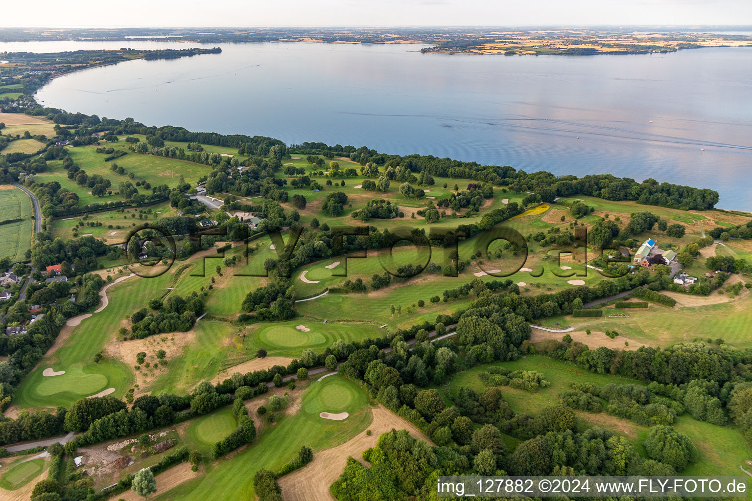 Vue aérienne de Terrain de golf du Förde Golf Club eV Glücksburg à le quartier Bockholm in Glücksburg dans le département Schleswig-Holstein, Allemagne