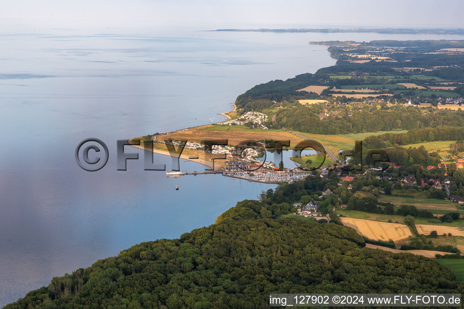 Vue aérienne de Camping « Fördeblick » Westerholz eV à Westerholz dans le département Schleswig-Holstein, Allemagne