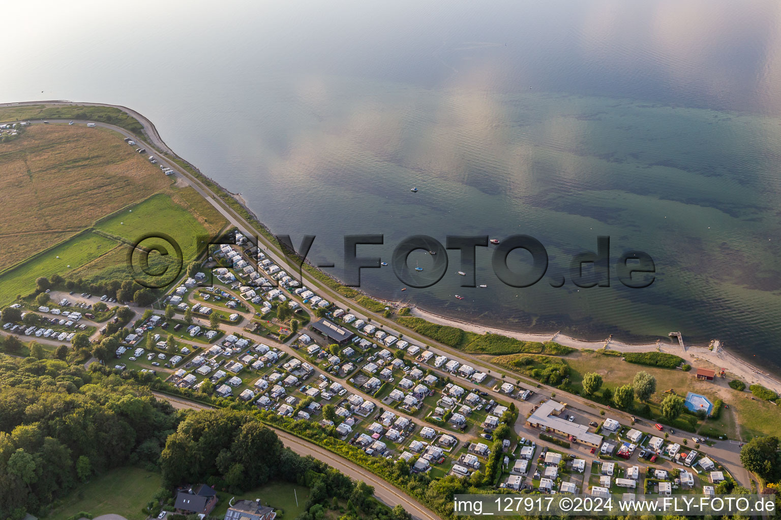 Vue aérienne de Camping « Fördeblick » Westerholz eV à Westerholz dans le département Schleswig-Holstein, Allemagne