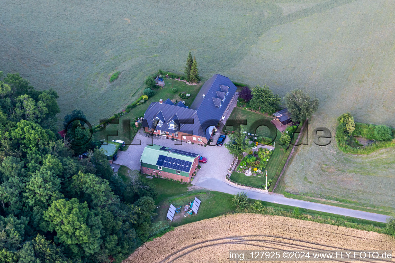 Vue aérienne de Appartement pour la famille Worm à le quartier Dollerupholz in Westerholz dans le département Schleswig-Holstein, Allemagne