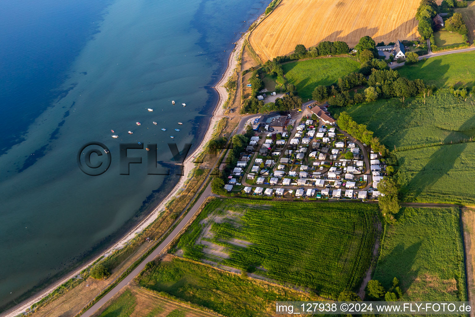 Vue aérienne de Camping Habernis au bord de la mer Baltique à le quartier Habernis in Steinberg dans le département Schleswig-Holstein, Allemagne