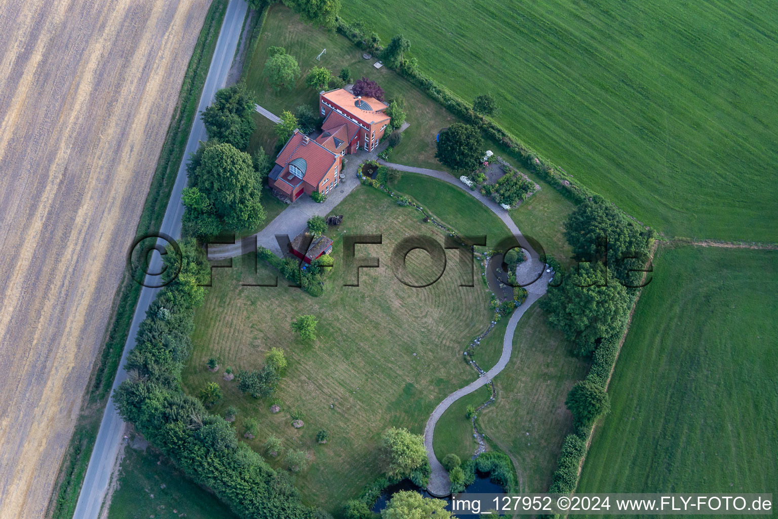 Vue aérienne de Quartier Roikier in Steinbergkirche dans le département Schleswig-Holstein, Allemagne