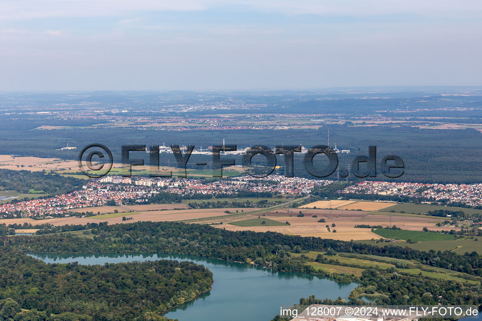 Vue aérienne de KIT Campus Nord depuis l'Ouest à le quartier Eggenstein in Eggenstein-Leopoldshafen dans le département Bade-Wurtemberg, Allemagne