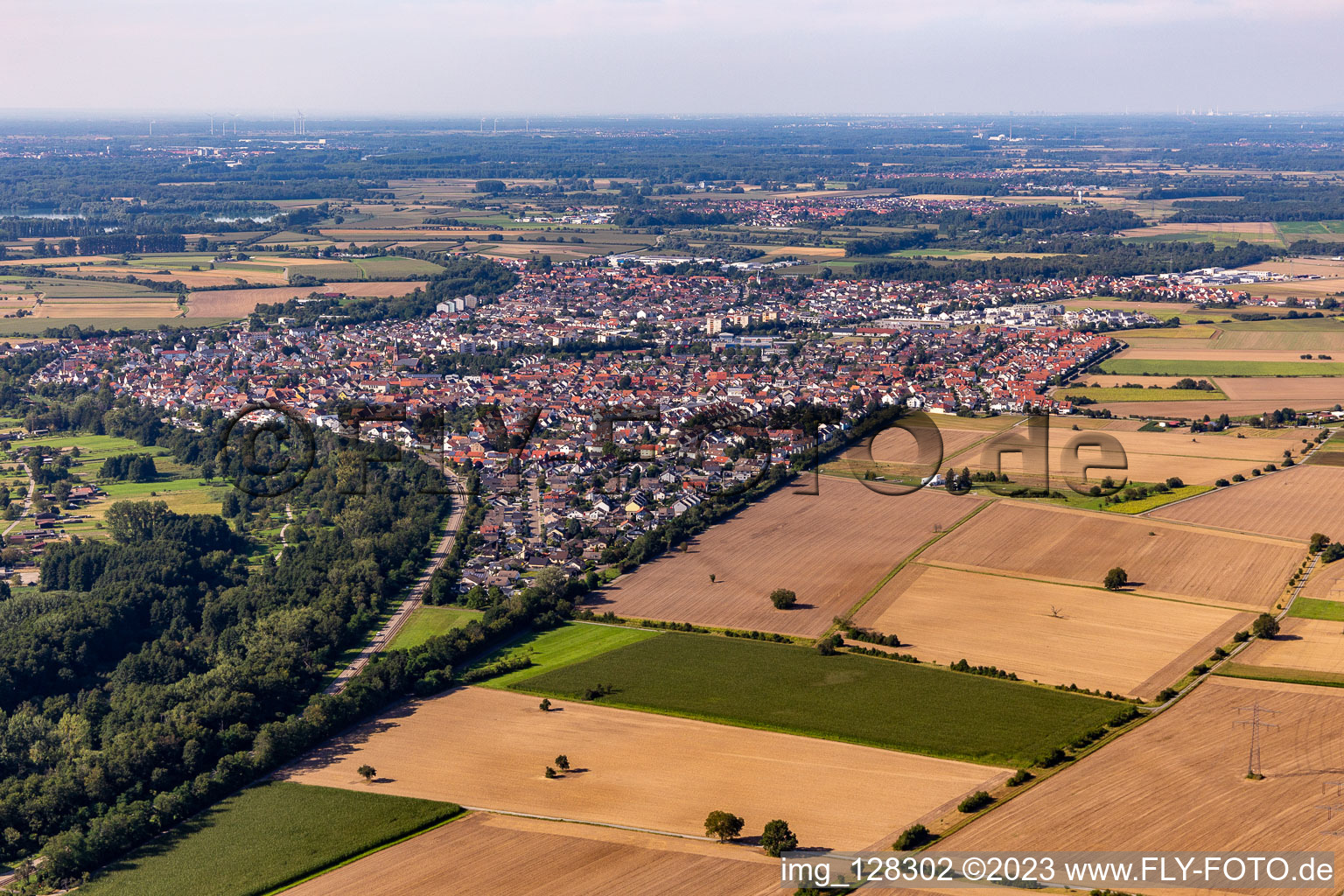 Quartier Linkenheim in Linkenheim-Hochstetten dans le département Bade-Wurtemberg, Allemagne d'un drone