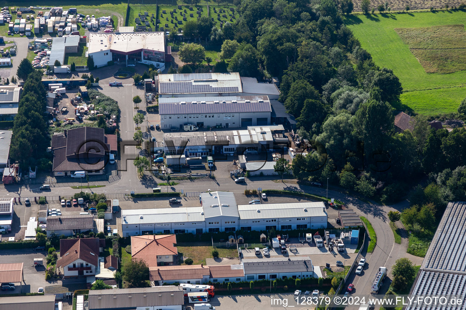 Vue aérienne de Construction métallique Frey à le quartier Minderslachen in Kandel dans le département Rhénanie-Palatinat, Allemagne