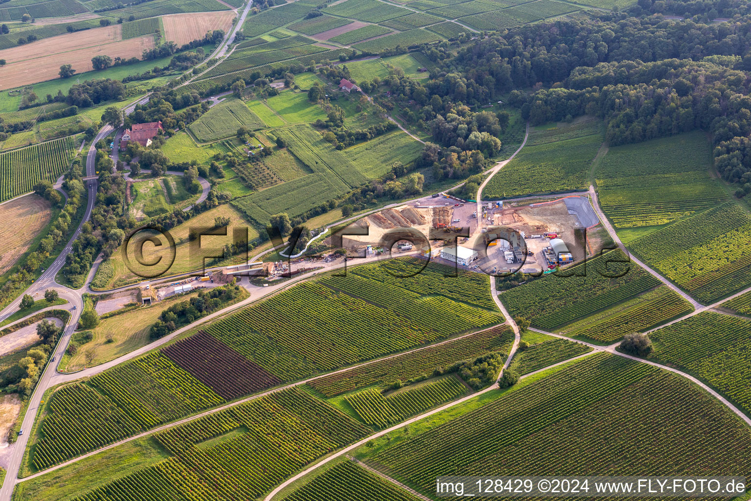 Vue aérienne de Chantier du tunnel de contournement à Dörrenbach dans le département Rhénanie-Palatinat, Allemagne