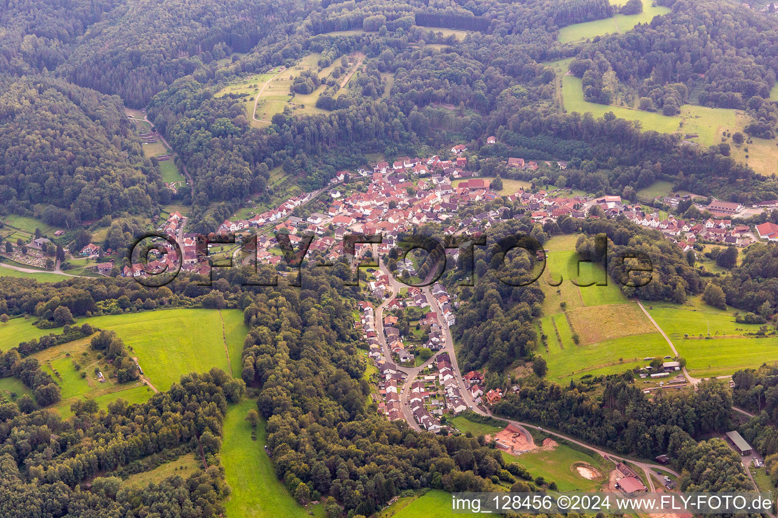 Image drone de Bundenthal dans le département Rhénanie-Palatinat, Allemagne