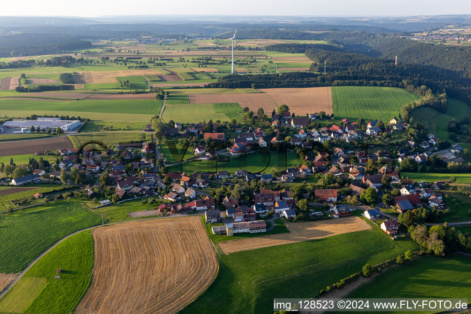 Vue aérienne de Quartier Römlinsdorf in Alpirsbach dans le département Bade-Wurtemberg, Allemagne