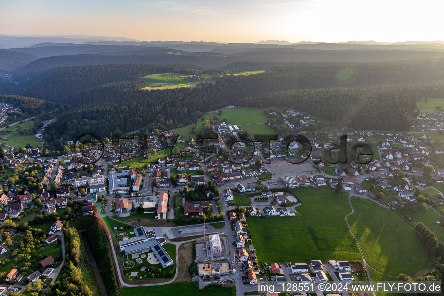 Vue aérienne de Quartier Rodt à le quartier Sulzbach in Loßburg dans le département Bade-Wurtemberg, Allemagne