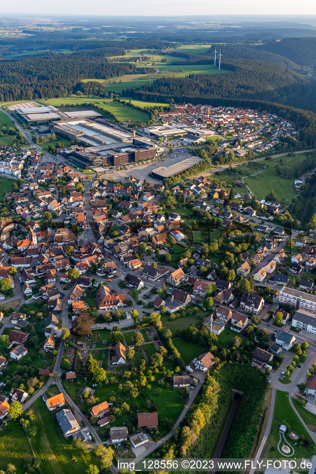 Photographie aérienne de Vue sur la ville du centre-ville à Loßburg dans le département Bade-Wurtemberg, Allemagne