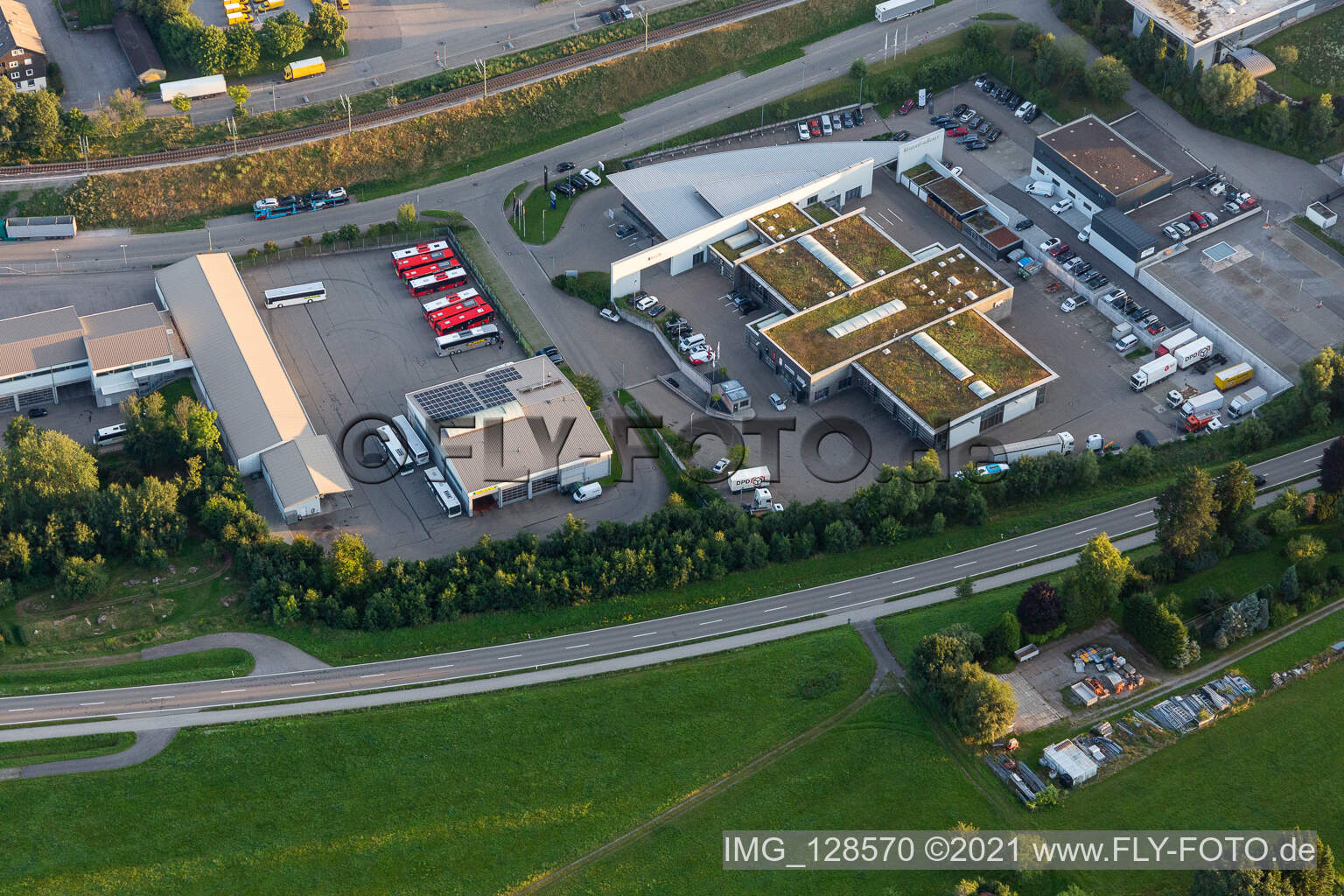 Vue aérienne de Autohaus Möhrle GmbH Smart à Freudenstadt dans le département Bade-Wurtemberg, Allemagne