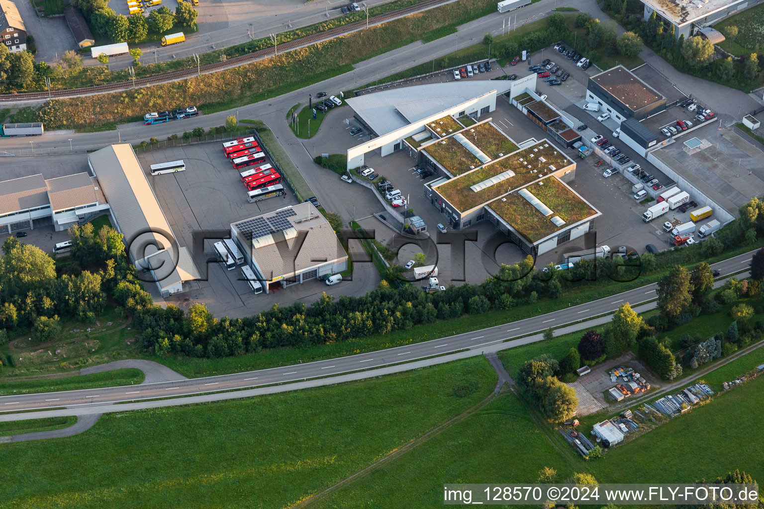 Vue aérienne de Autohaus Möhrle GmbH Smart à Freudenstadt dans le département Bade-Wurtemberg, Allemagne