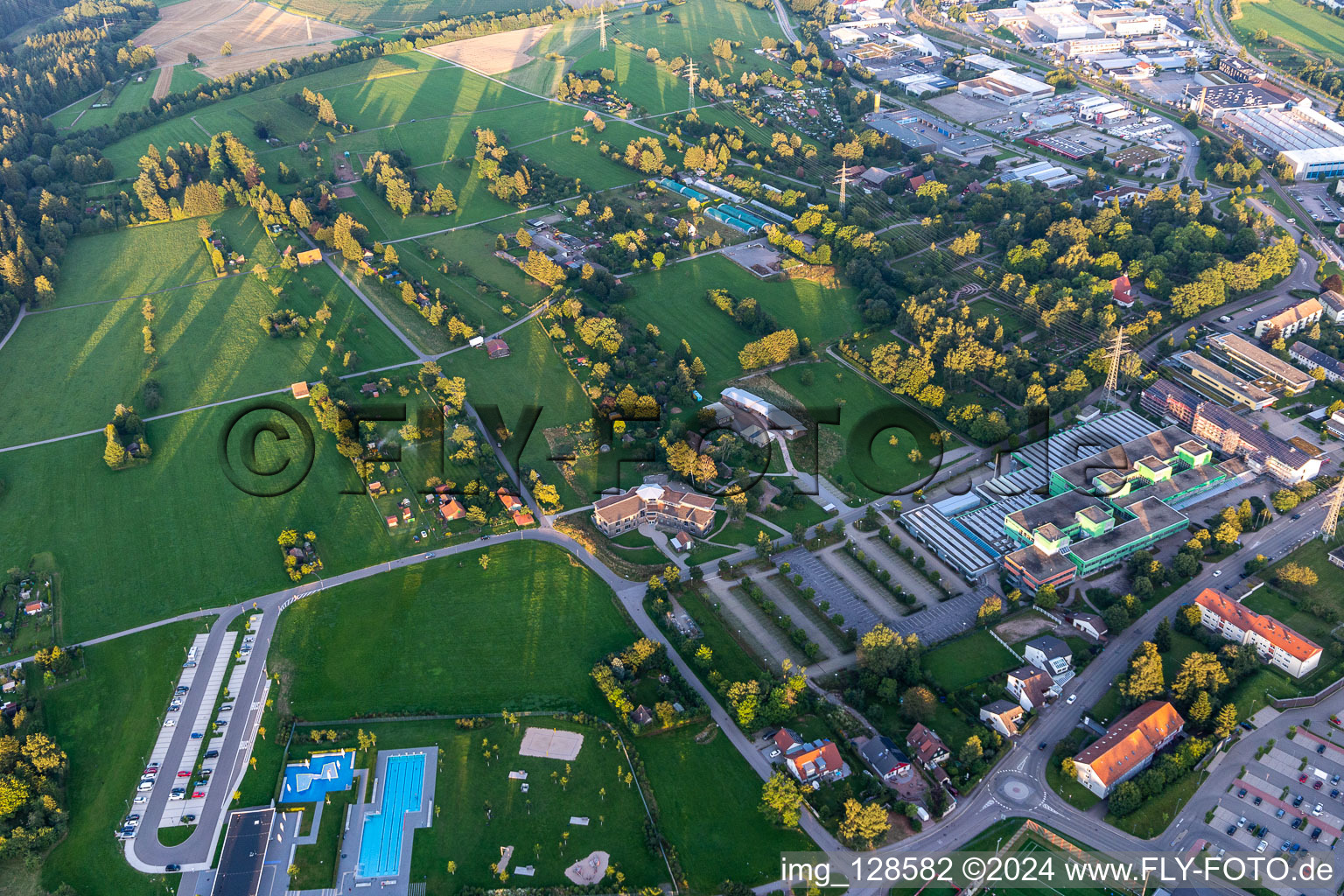 Vue aérienne de École Waldorf gratuite Freudenstadt à Freudenstadt dans le département Bade-Wurtemberg, Allemagne