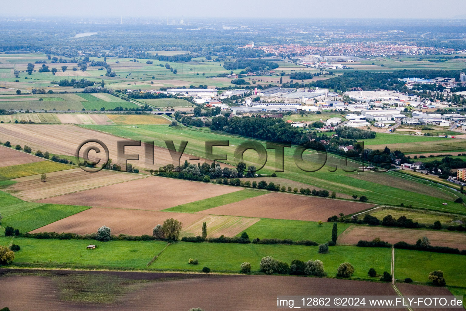 Vue aérienne de Aérodrome à Hockenheim dans le département Bade-Wurtemberg, Allemagne