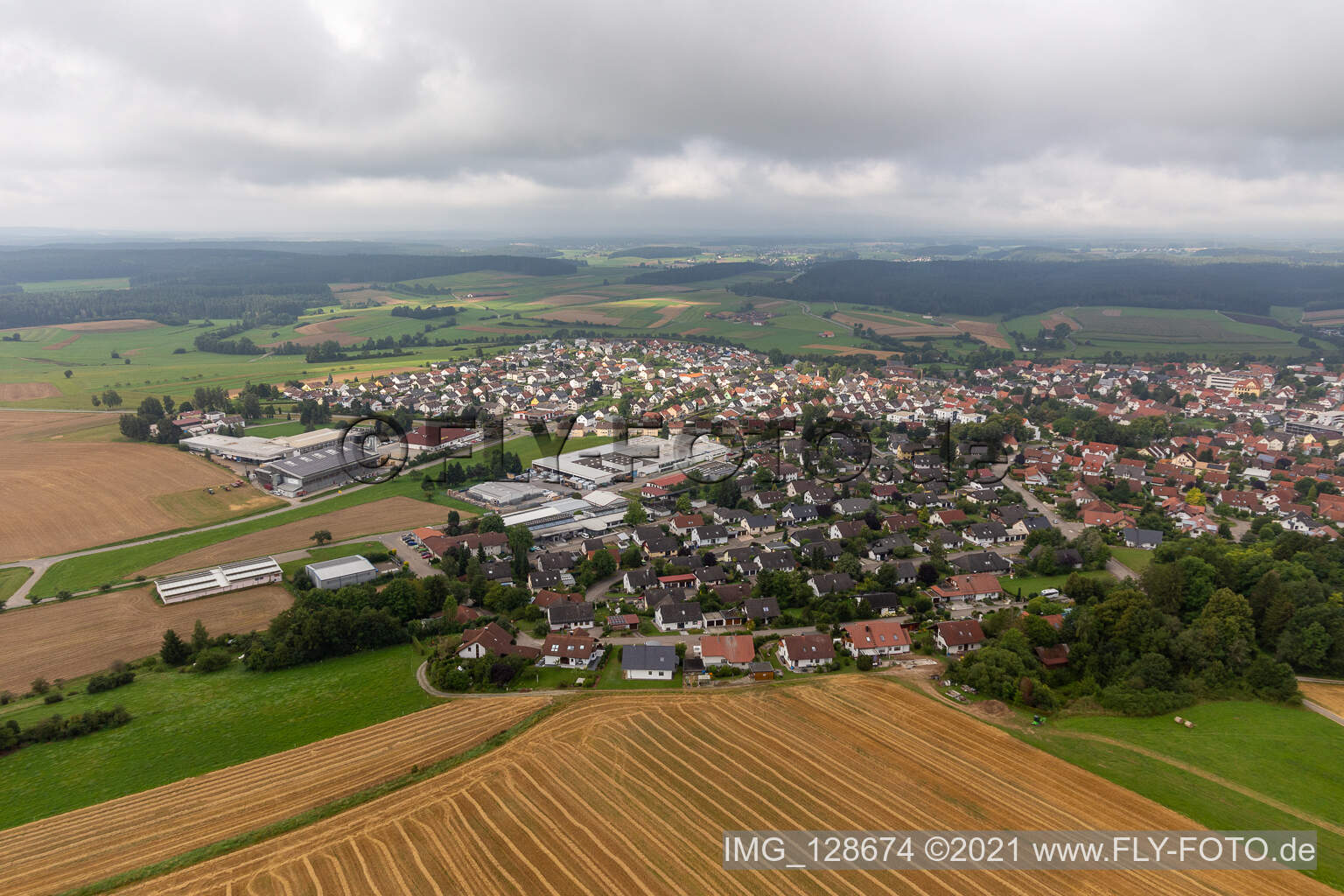 Dunningen dans le département Bade-Wurtemberg, Allemagne vue d'en haut