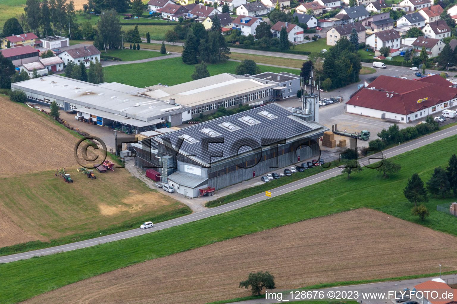 Vue aérienne de Écuries d'élevage de Keller GmbH & Co. KG à Dunningen dans le département Bade-Wurtemberg, Allemagne