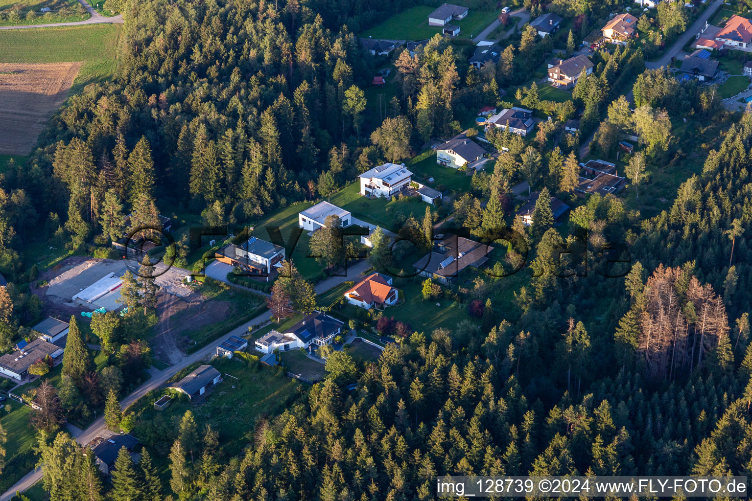 Vue aérienne de Parcours débutant à Dietingen dans le département Bade-Wurtemberg, Allemagne